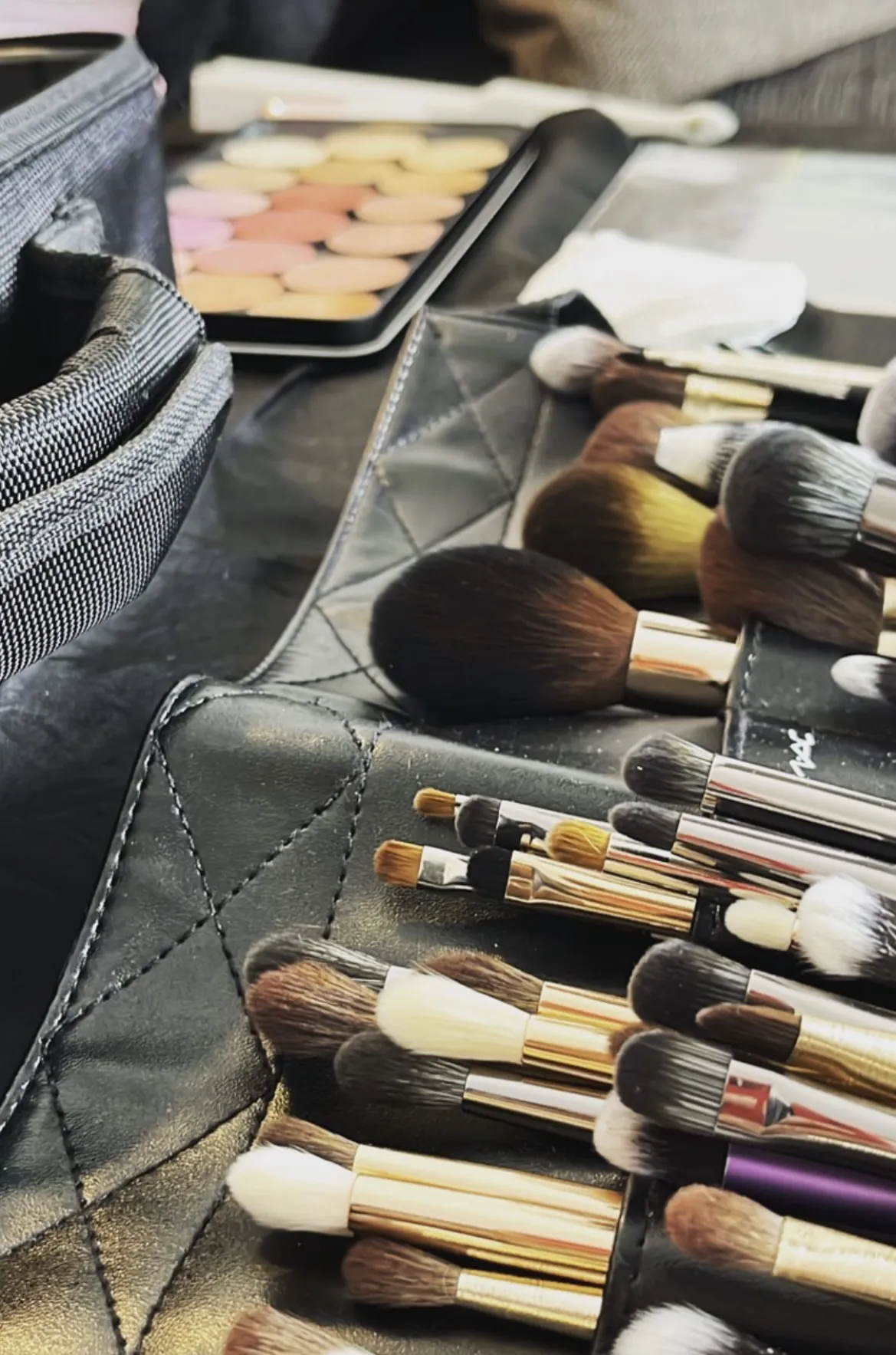 Pennelli professionali usati nelle lezioni di self makeup a Padova